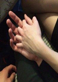 我和哥哥死对头